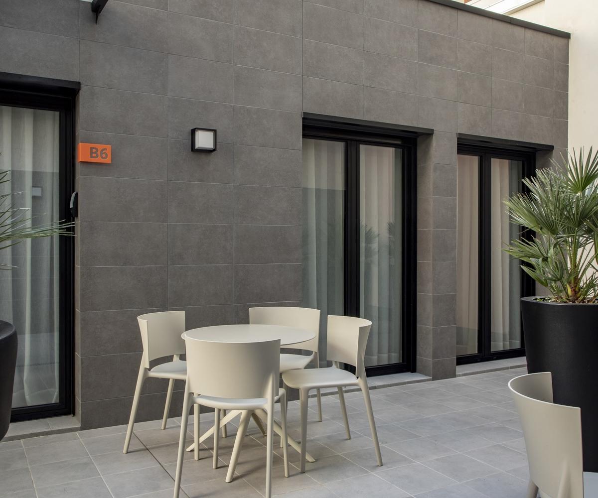 Europa Apartment *